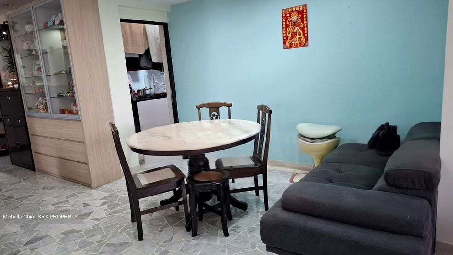 Blk 215 Lorong 8 Toa Payoh (Toa Payoh), HDB 5 Rooms #483894001